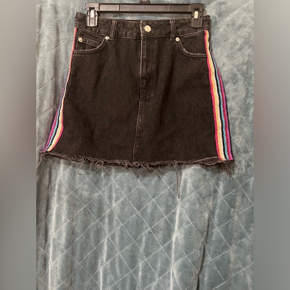 Women's Topshop Moto Black Denim Jean Mini Skirt Retro 90's Vibes - Picture 2 of 7